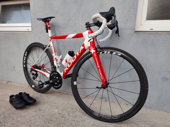 Used Kuota Khan 2018 Road & Gravel, Red — image 8 of 8