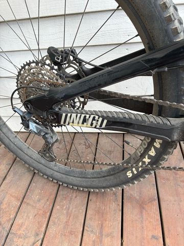 Gebrauchtes YT Industries Jeffsy 29 CORE 2 CF 2025 2025 Mountainbike, Schwarz, 29 — Bild 10 von 11