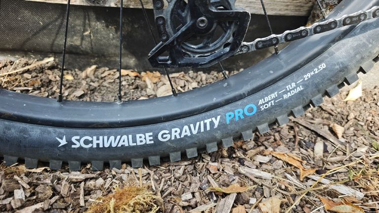 Brugt YT Industries Capra UNCAGED 12 29 2024 2024 Mountainbike — billede 7 af 16