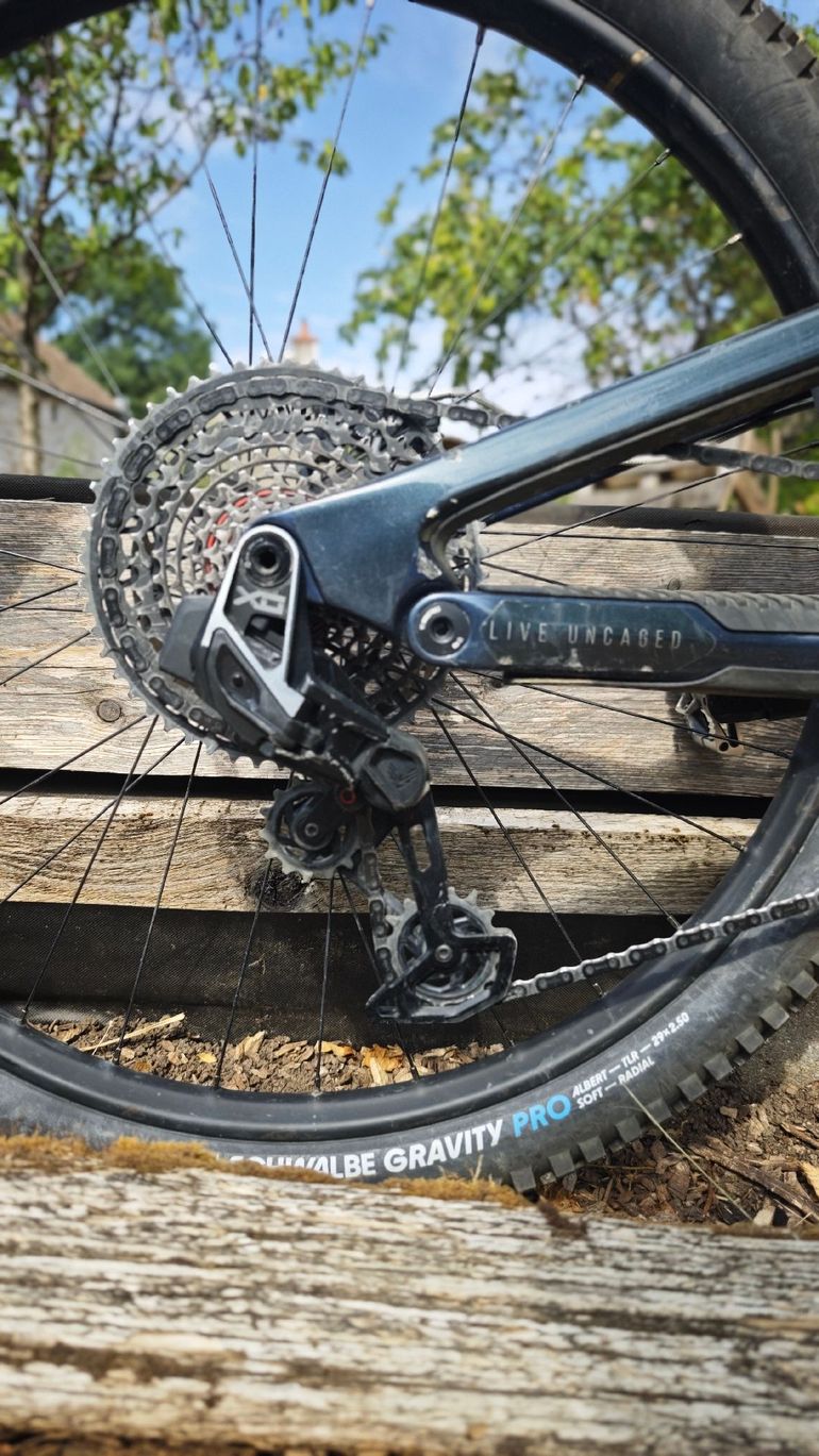 Brugt YT Industries Capra UNCAGED 12 29 2024 2024 Mountainbike — billede 2 af 16