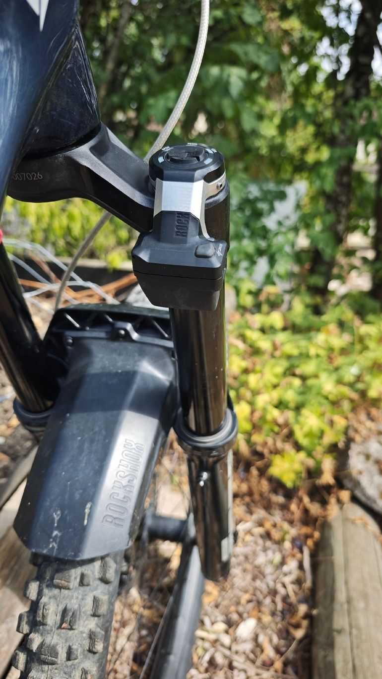 Brugt YT Industries Capra UNCAGED 12 29 2024 2024 Mountainbike — billede 10 af 16