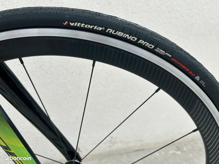 Použité Giant Propel Advanced 1 2017 2017 Road & Gravel — obrázek 3 z 7