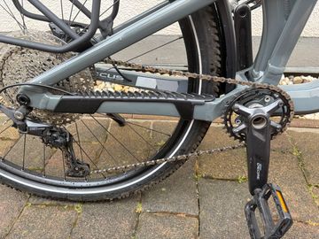 Käytetty Focus THRON 6.8 EQP 2021 2021 Mountainbike — kuva 5 / 8
