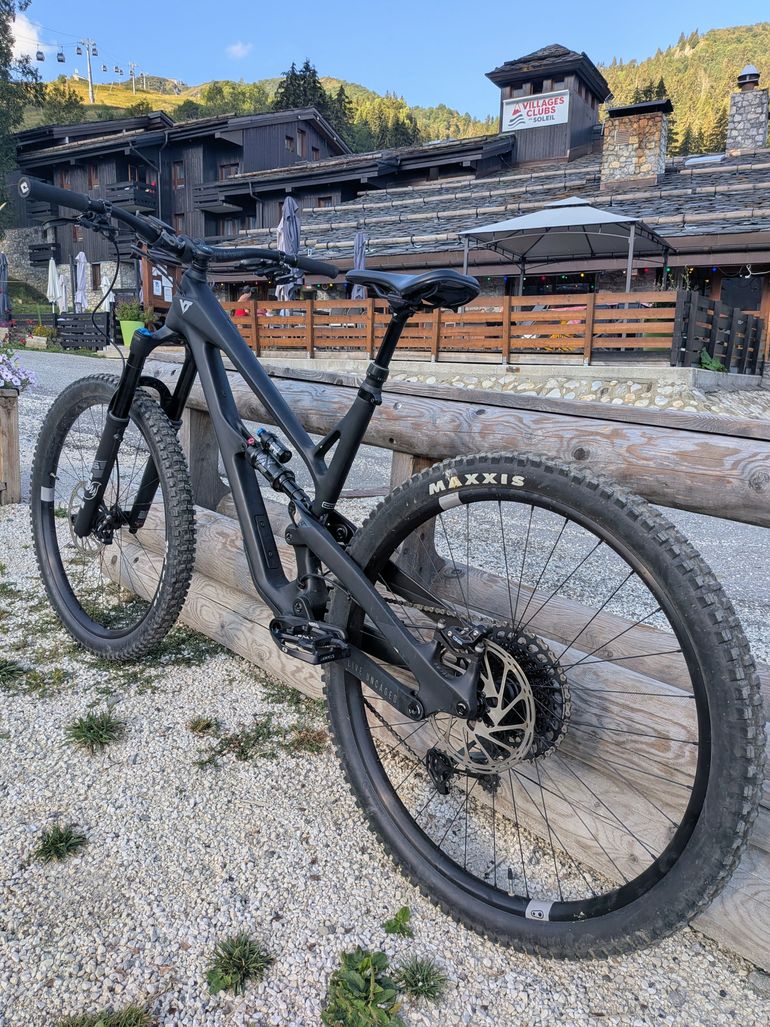 YT Industries Jeffsy CORE 3 29 2023 2023 Mountainbike usato, Nero — immagine 3 di 16