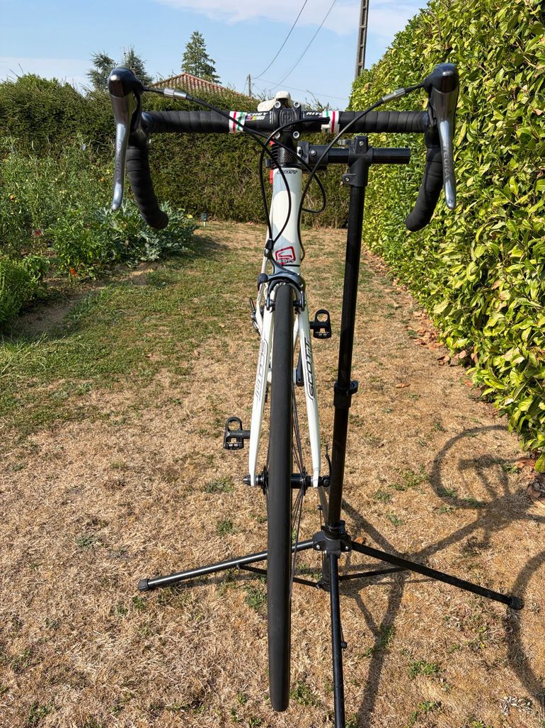Scott Addict R4 2008 Road & Gravel d'occasion — image 5 sur 11