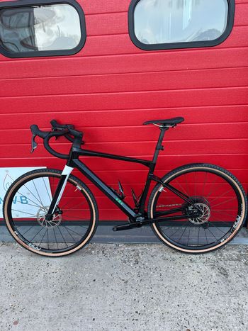Brugt BMC URS 01 FOUR 2023 2023 Road & Gravel — billede 1 af 10