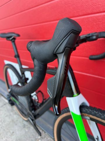 Używany BMC URS 01 FOUR 2023 2023 Road & Gravel — zdjęcie 8 z 10