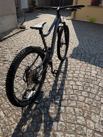 Giant Trance Shimano Deore 2023 Mountainbike usato, Nero — immagine 7 di 7