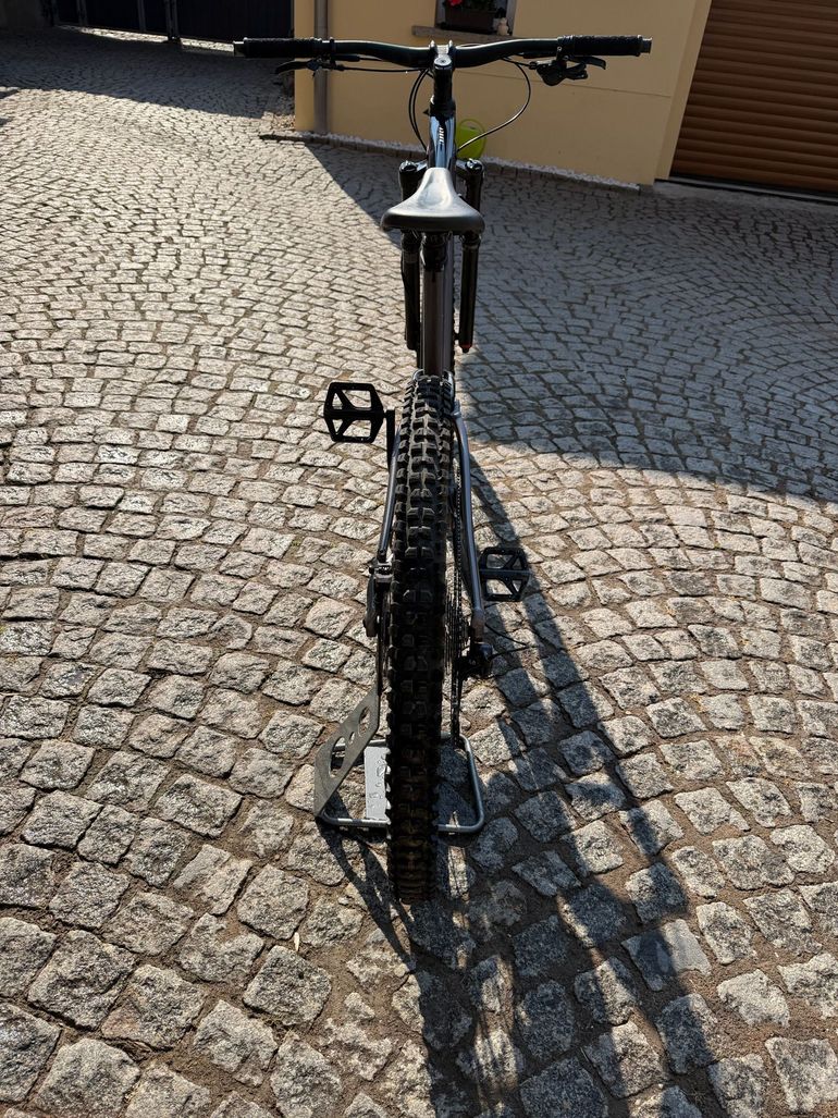 Giant Trance Shimano Deore 2023 Mountainbike usato, Nero — immagine 6 di 7