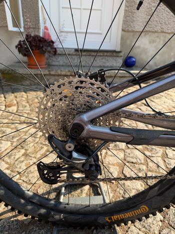 Giant Trance Shimano Deore 2023 Mountainbike usato, Nero — immagine 3 di 7
