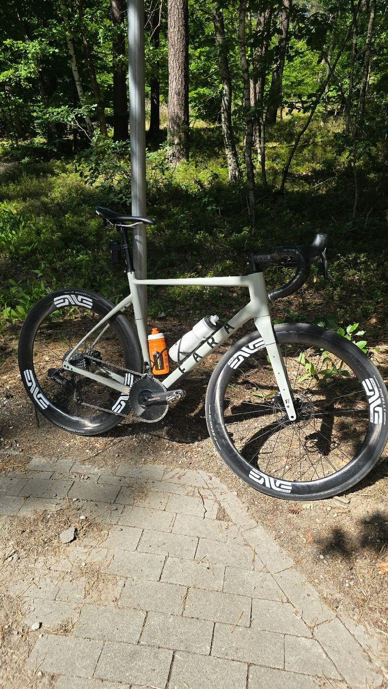 Used Fara F/All-Road Force AXS 2024 2024 Road & Gravel, Light Gray — image 2 of 8