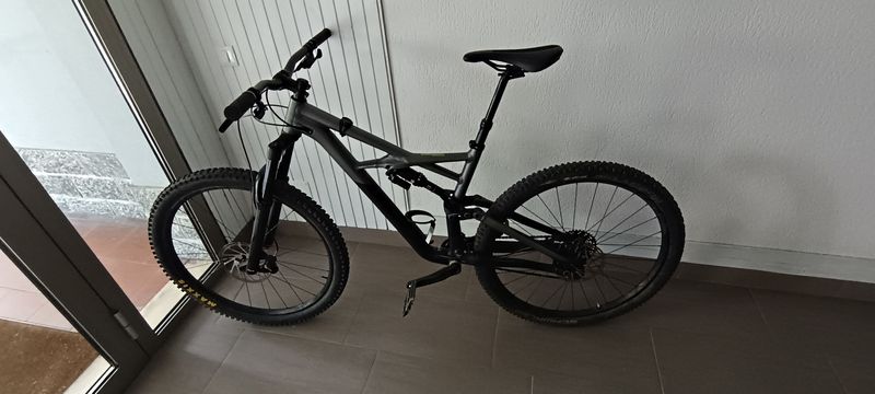Used Specialized Enduro Comp 29/6Fattie 2017 2017 MTB