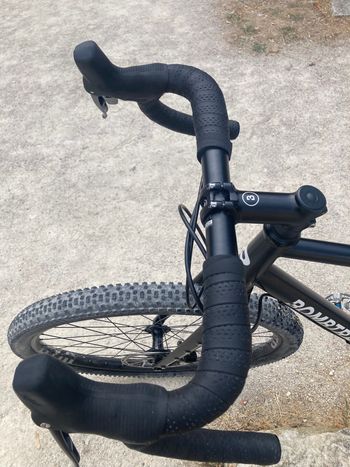 Używany Bombtrack HOOK EXT 2024 2024 Road & Gravel — zdjęcie 9 z 9