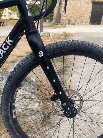 Używany Bombtrack HOOK EXT 2024 2024 Road & Gravel — zdjęcie 4 z 9