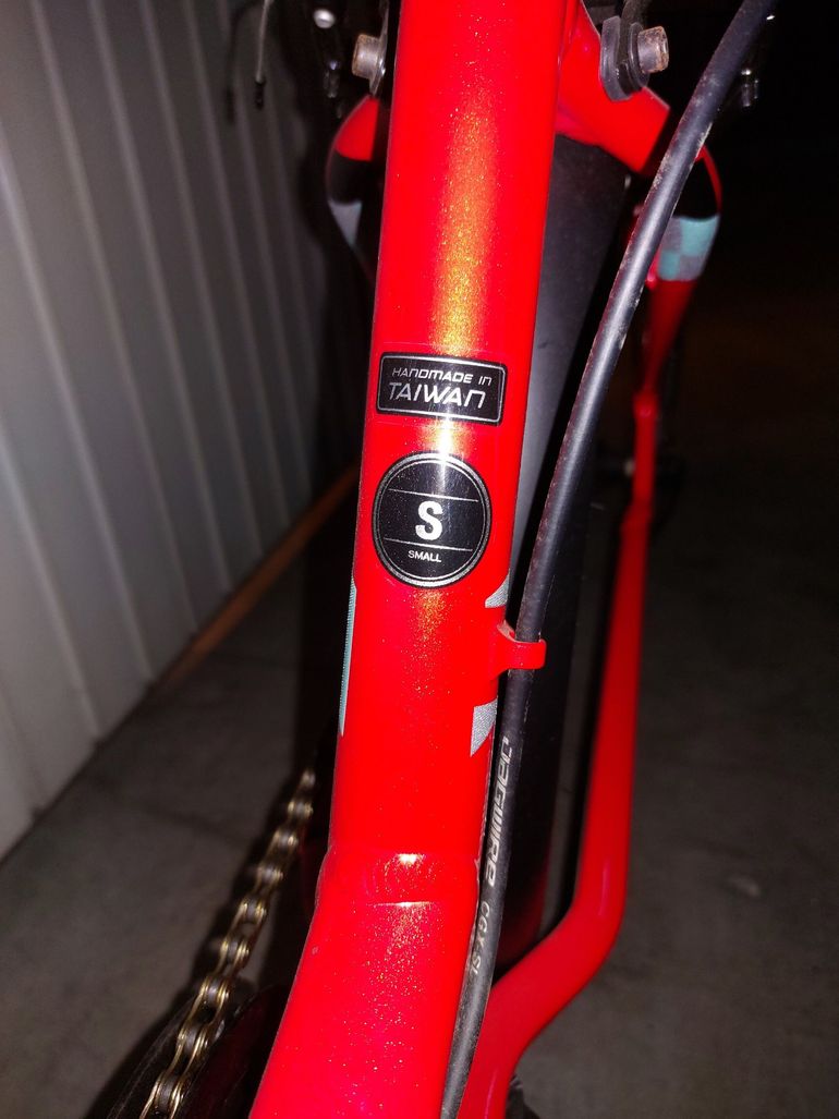 Used speciliazed Roll 2019 Urban, Red — image 6 of 7