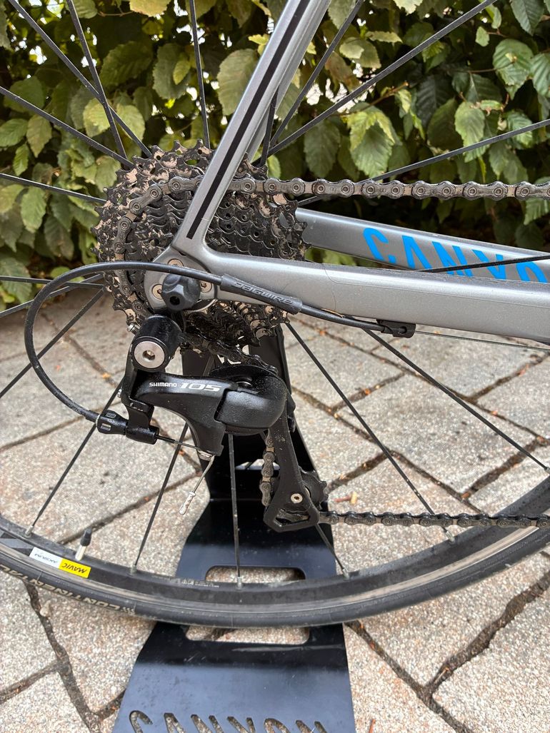 Used Canyon Endurace Shimano 105 2017 Road & Gravel, Light Gray — image 3 of 5