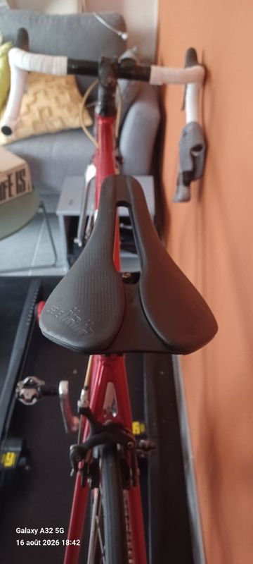 Použité Giant Bowery WheelTop EDS 2011 Road & Gravel — obrázek 5 z 7