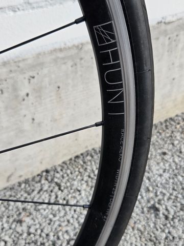 Used Giant TCR Advanced 1 2016 2016 Road & Gravel, Black — image 7 of 15