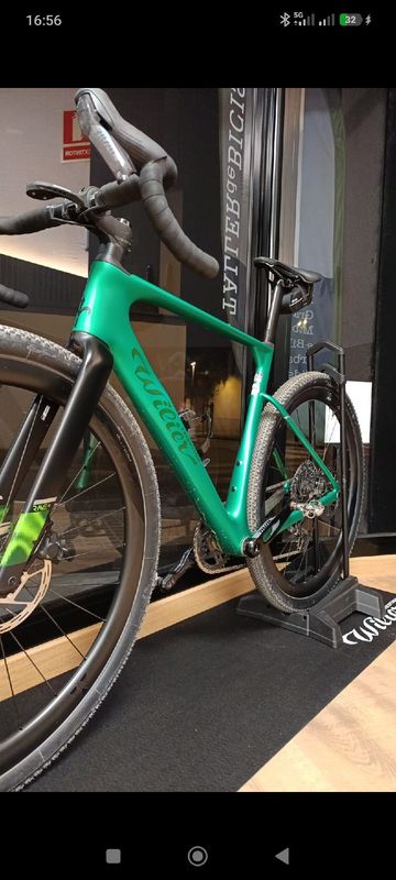 Wilier Rave SRAM Rival 2025 Road & Gravel d'occasion