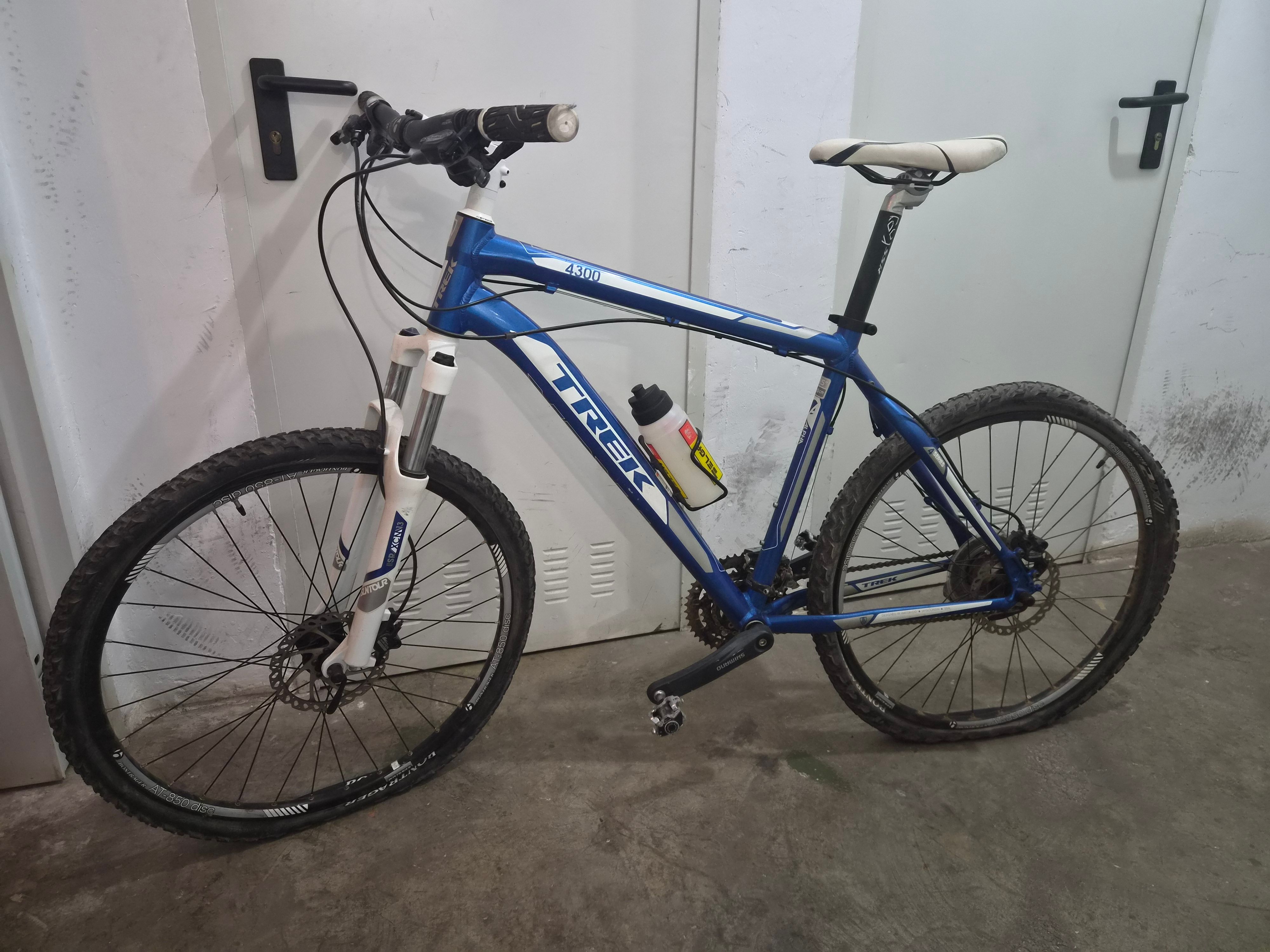 Used Trek 4300 2009 – € 100 | buycycle