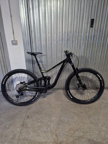 Gebrauchtes Giant Trance 29 1 2024 2024 Mountainbike, Schwarz, 29 — Bild 1 von 4