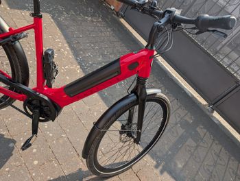 Used Gazelle Ultimate C8+ HMB Low-Step 2023 2023 Urban, Red — image 4 of 15