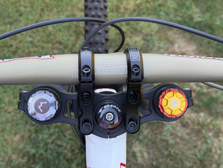 Gebrauchtes Specialized Demo SRAM Red eTap AXS 2013 Mountainbike, Weiß — Bild 4 von 4