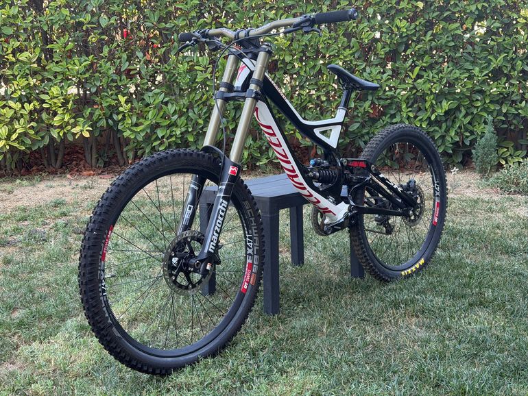 Gebrauchtes Specialized Demo SRAM Red eTap AXS 2013 Mountainbike, Weiß — Bild 2 von 4