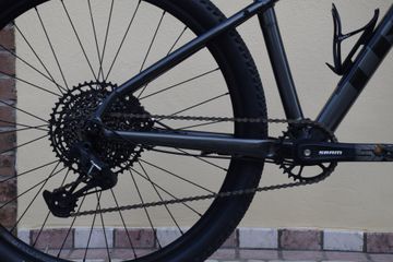 Trek X-caliber SRAM SX Eagle 2022 Mountainbike usato, Nero — immagine 2 di 10