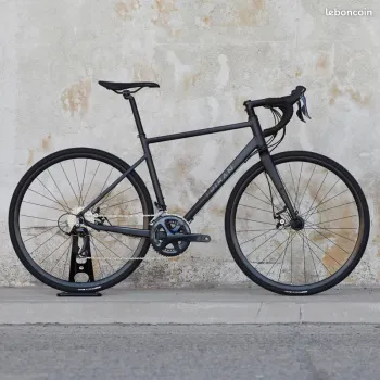 Used TRIBAN RC500 Flat Bar 2020 2020 Road & Gravel, Black — image 1 of 9