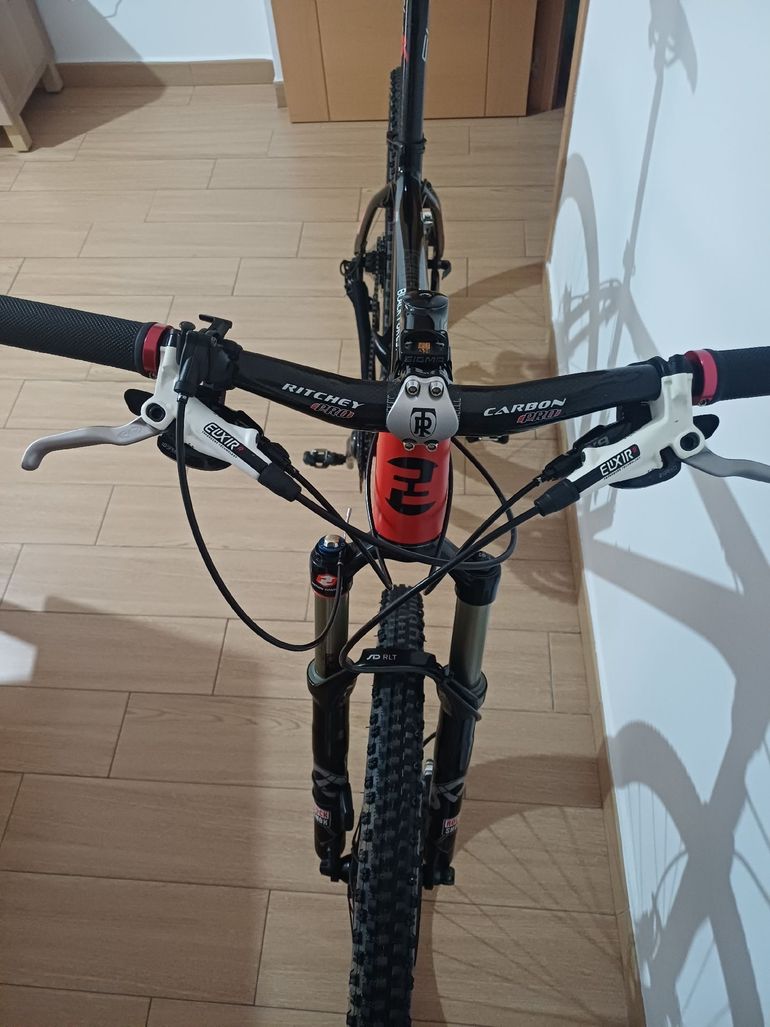 Used Focus Custom SRAM X9 2015 Mountainbike, Black, 26 — image 4 of 8