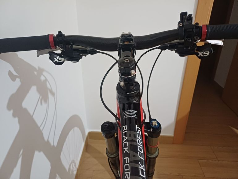 Used Focus Custom SRAM X9 2015 Mountainbike, Black, 26 — image 5 of 8