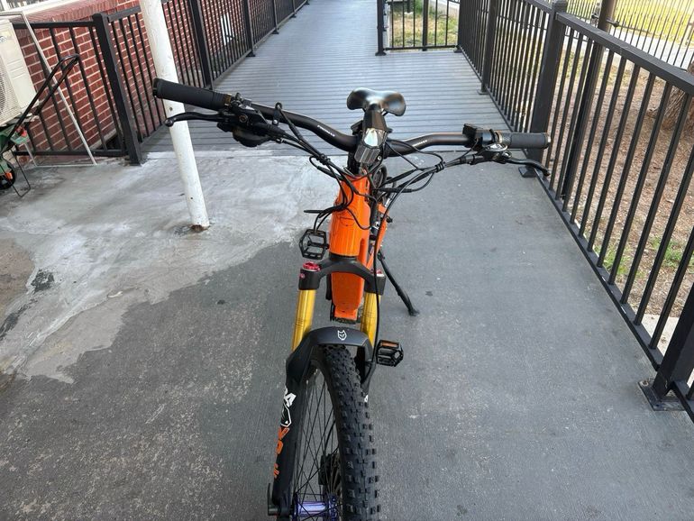 Used Cyberbike Custom Shimano Deore XT 2025 Mountainbike, Orange — image 8 of 13
