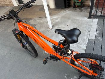 Used Cyberbike Custom Shimano Deore XT 2025 Mountainbike, Orange — image 3 of 5