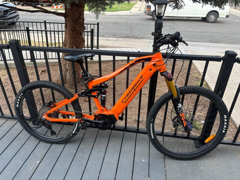 Used Cyberbike Custom Shimano Deore XT 2025 Mountainbike, Orange — image 5 of 5