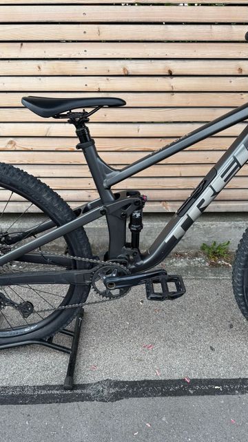 Brugt Trek Top Fuel 7 2023 2023 Mountainbike — billede 2 af 19
