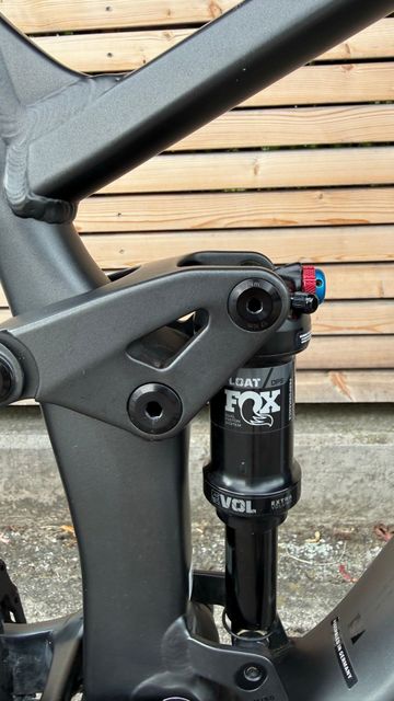 Brugt Trek Top Fuel 7 2023 2023 Mountainbike — billede 16 af 19