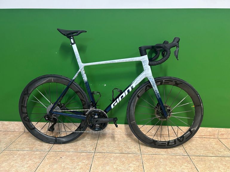 Brugt Giant TCR Advanced SL 0 2026 Frameset 2026 Road & Gravel — billede 1 af 7