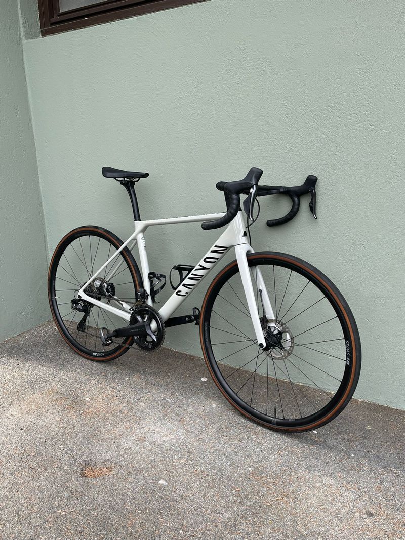 Used Canyon Endurace CF SL 8 Di2 2023 2023 Road & Gravel