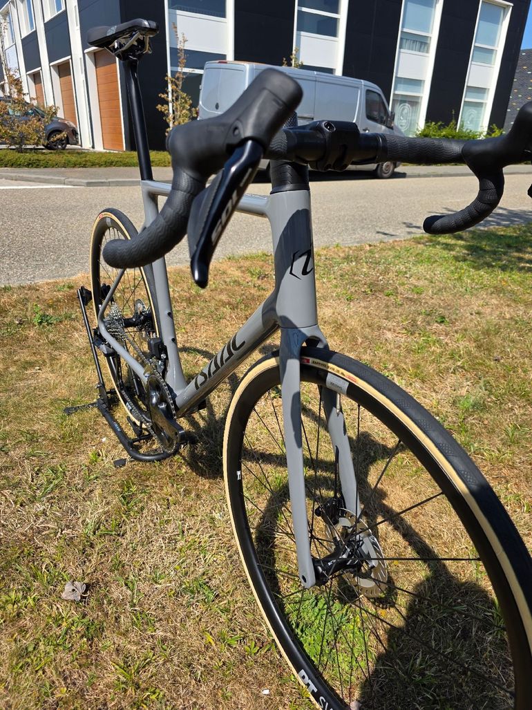 Isaac Element 2026 Shimano 105 Di2 2026 Road & Gravel de segunda mano, Gris claro — imagen 8 de 8