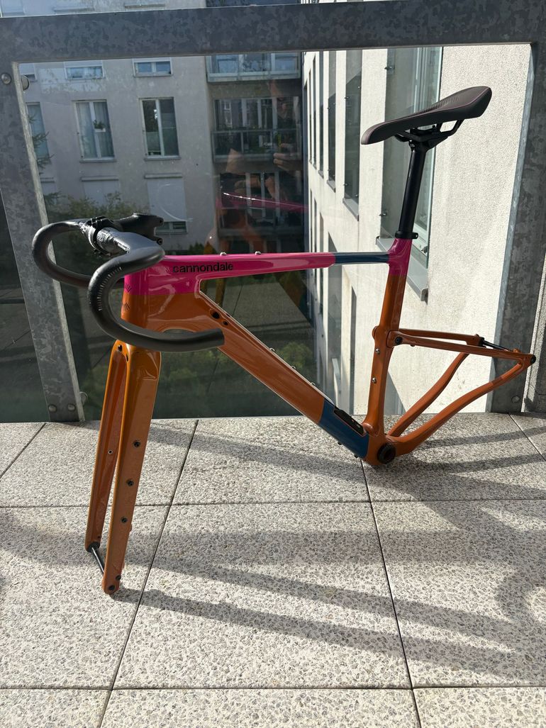 Brugt Cannondale Topstone Carbon Apex 2024 Frameset 2024 Road & Gravel — billede 2 af 9