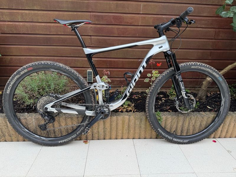 Tweedehands Giant Anthem Shimano Deore XT 2019 MTB