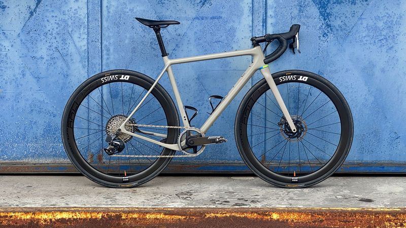 Used Open U.P SRAM Force eTap AXS 2022 Road & Gravel
