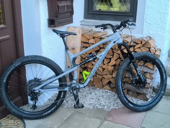 Käytetty Nukeproof Mega 275 Alloy Comp 2021 2021 Mountainbike — kuva 2 / 4