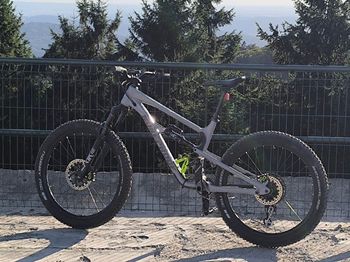 Käytetty Nukeproof Mega 275 Alloy Comp 2021 2021 Mountainbike — kuva 1 / 4