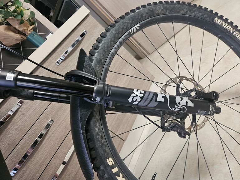 Gebrauchtes Radon Render 9.0 750 2025 Mountainbike, Blau, 29 — Bild 3 von 7