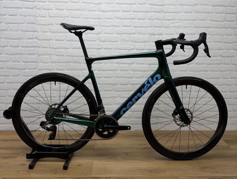 Used Cervélo Caledonia-5 Rival eTap AXS 2023 2023 Road & Gravel