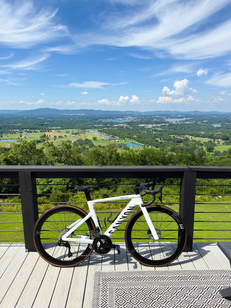 Used Canyon Aeroad CF SLX 7 Di2 2025 2025 Road & Gravel