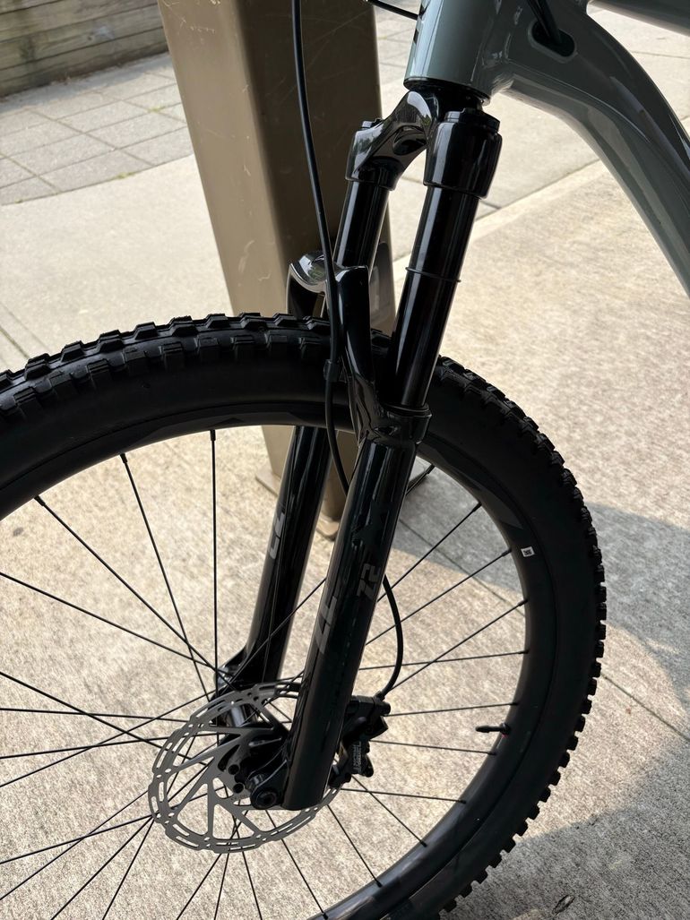 Used Giant Trance 29 2 2022 2022 Mountainbike, Light Gray, 29 — image 3 of 4