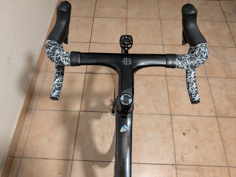 Brugt Factor O2 VAM - SRAM Red 2024 2024 Road & Gravel — billede 3 af 6